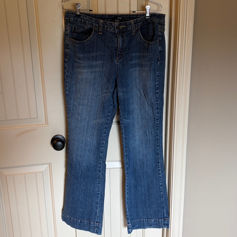 Classic Blue Women's Jeans